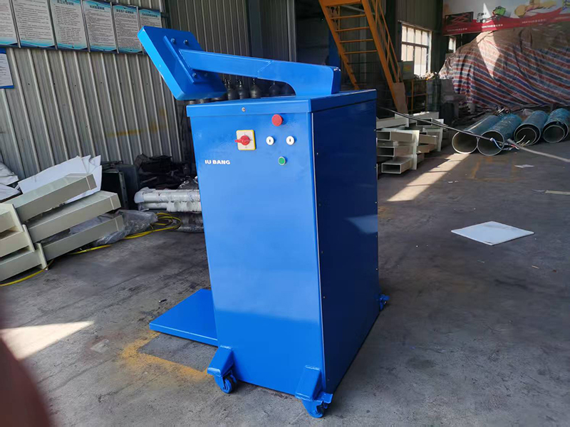 桶装垃圾压缩机